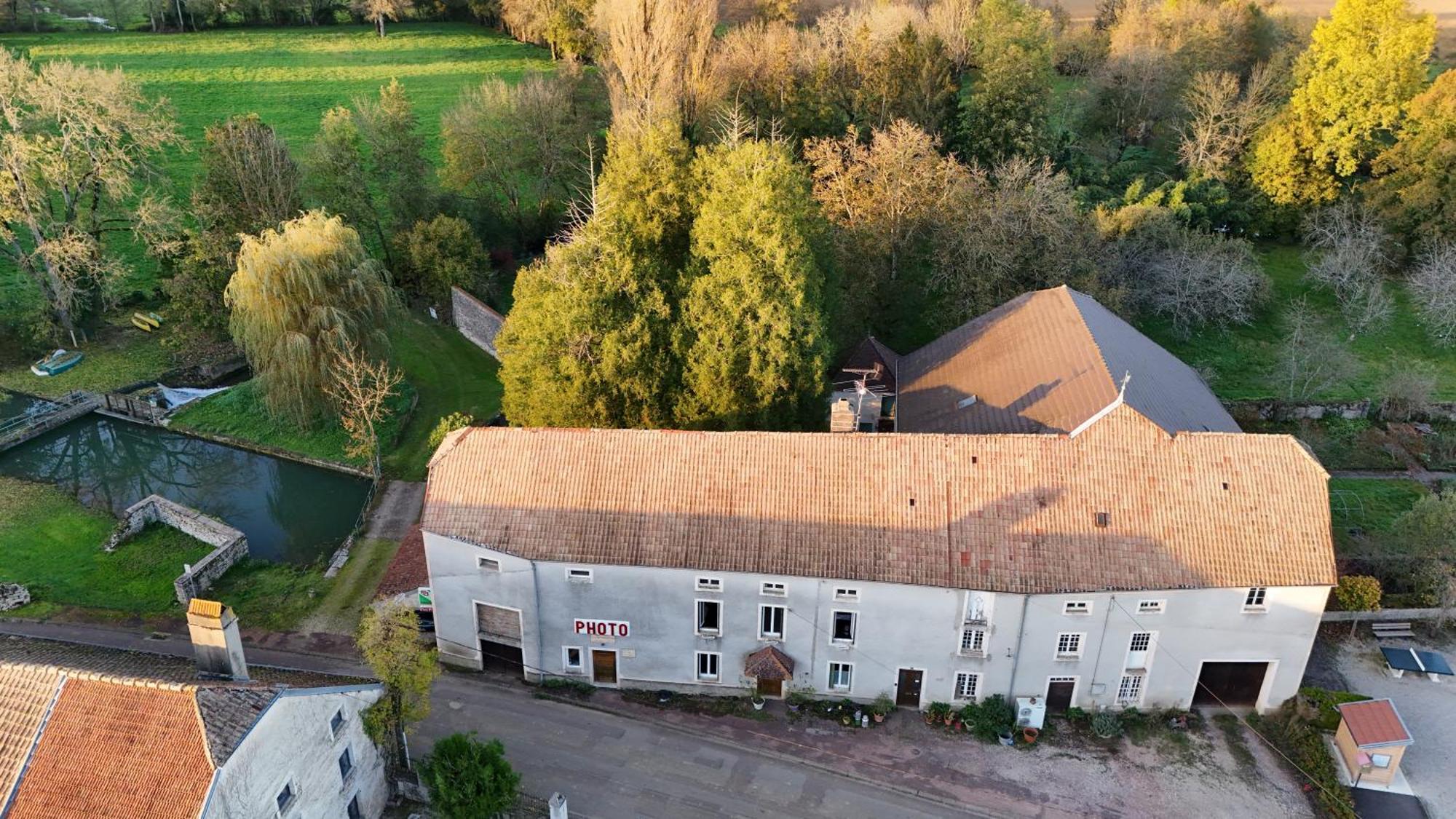 Chambre Independante Dans Le Moulin Pouilly-sur-Vingeanne Exterior photo